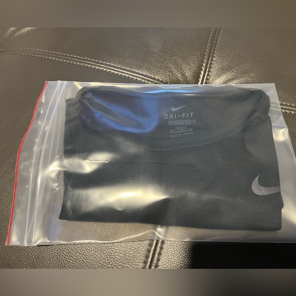 š„NIKE T-SHIRT STYLE #AJ8021-010 MEN'S SIZE 2XL-TALL SHORT SLEEVE COLOR BLACK - Picture 15 of 16